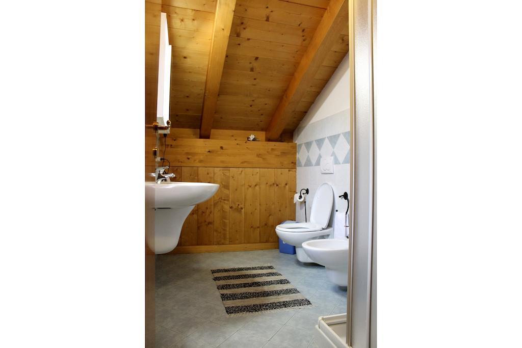 Chalet Presanella Temù Buitenkant foto