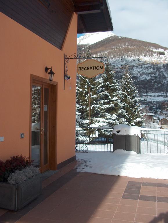 Chalet Presanella Temù Buitenkant foto